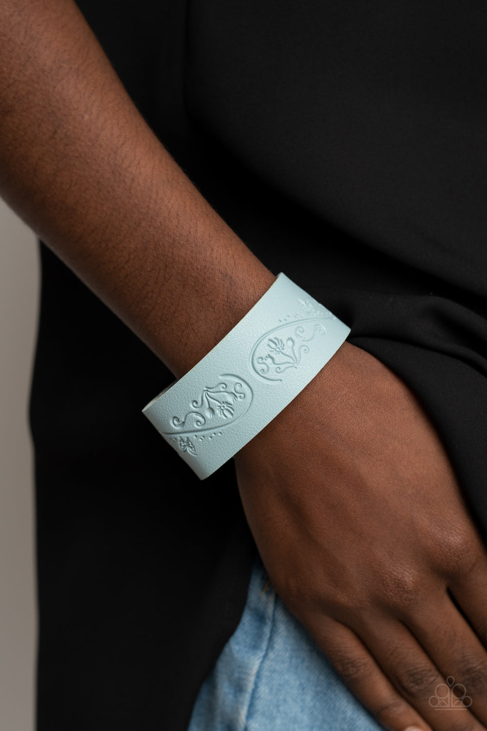 BUTTERFLY CANOPY - BLUE FLORAL VINE LEATHER WRAP BRACELET