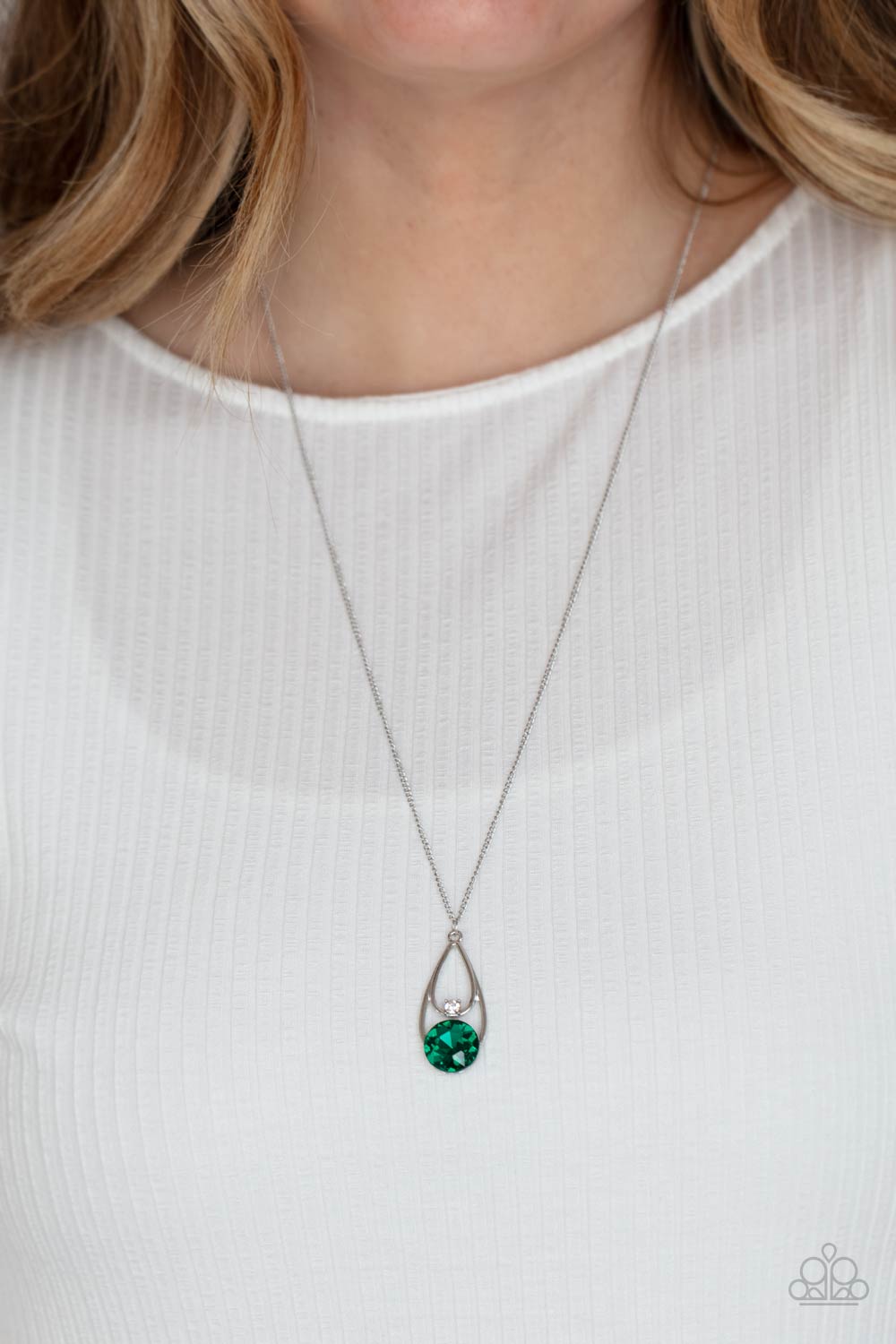 GALA GLEAM - GREEN EMERALD RHINESTONE DAINTY NECKLACE