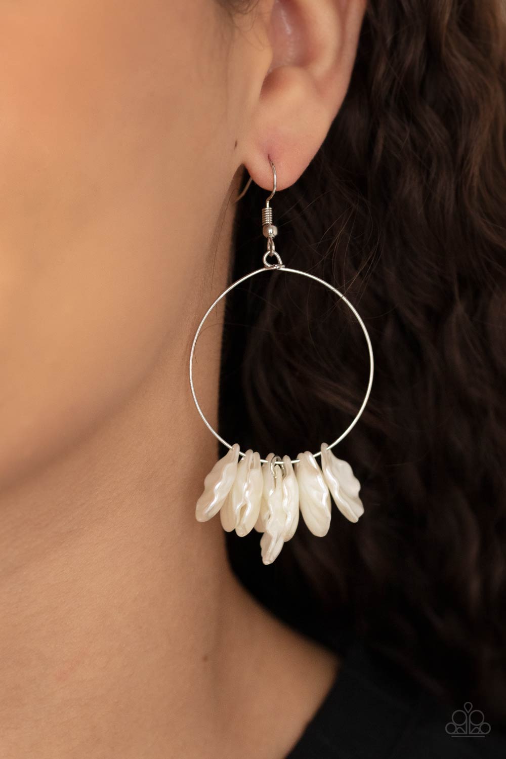 SAILBOATS AND SEASHELLS - WHITE SILVER WIRE HOOP MOTHER OF PEARL SHELL BEADS EARRINGS