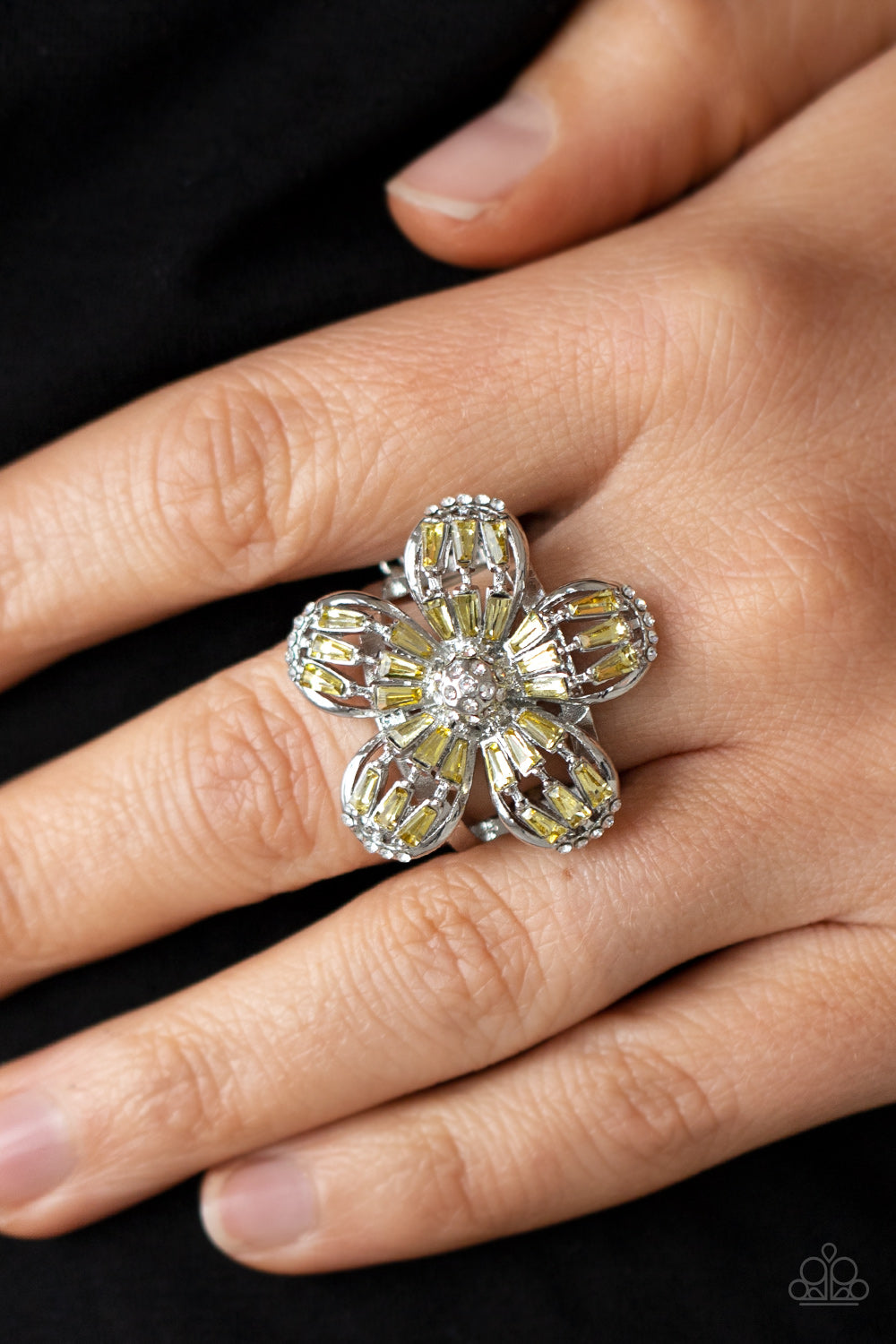 BOTANICAL BALLROOM - YELLOW RHINESTONES FLOWER RING
