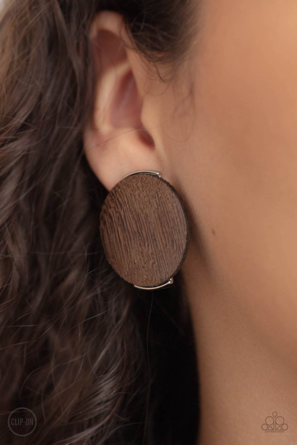 WOODWORK IT - BROWN WOODEN ROUND CLIP ON EARRINGS