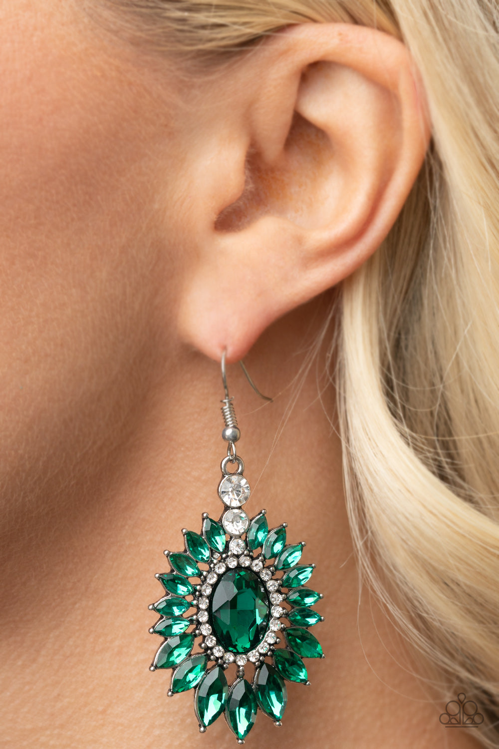 BIG TIME TWINKLE - GREEN EMERALD RHINESTONES PENDANT EARRINGS