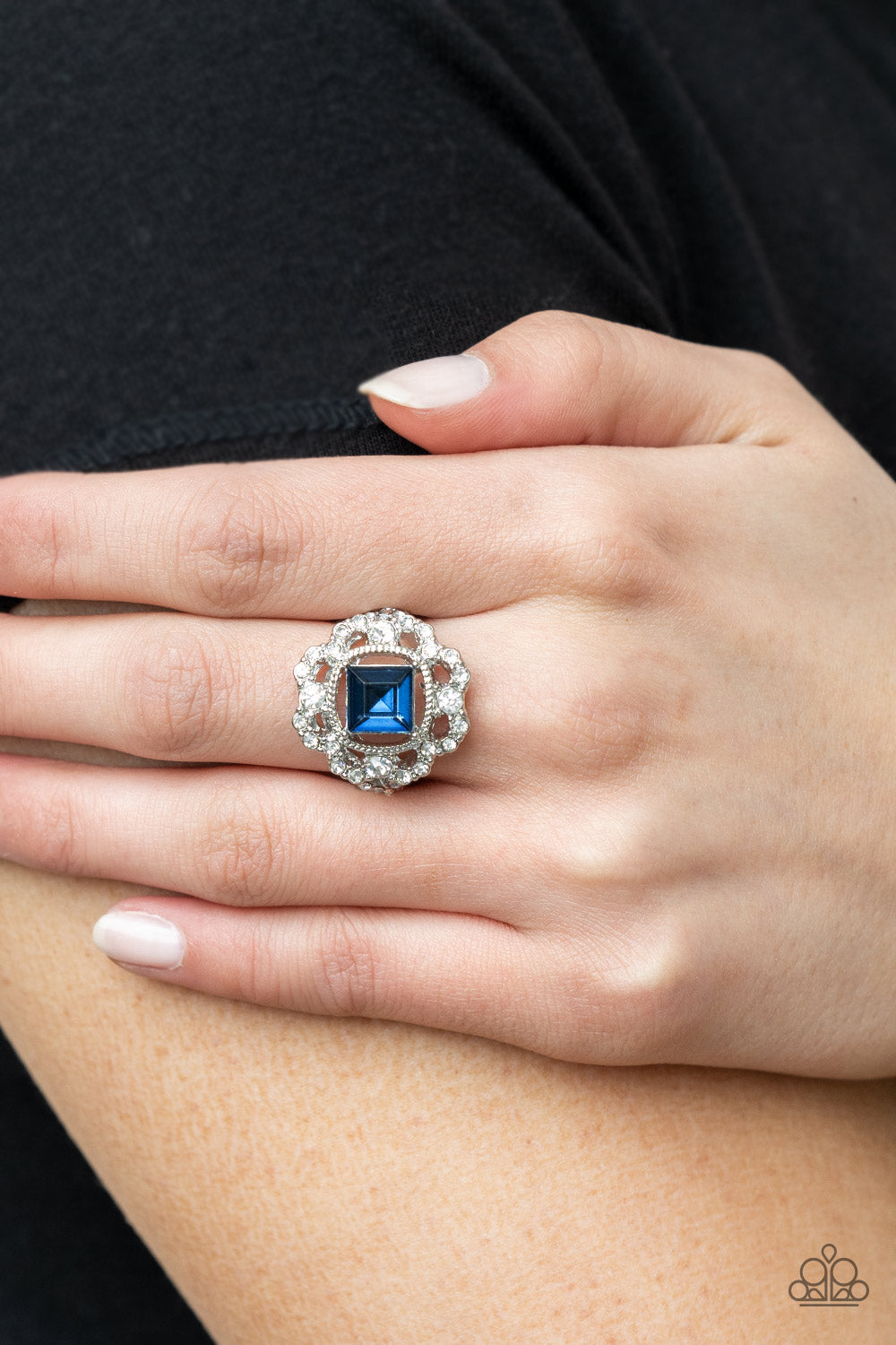 CANDID CHARISMA - BLUE SAPPHIRE RHINESTONE RING
