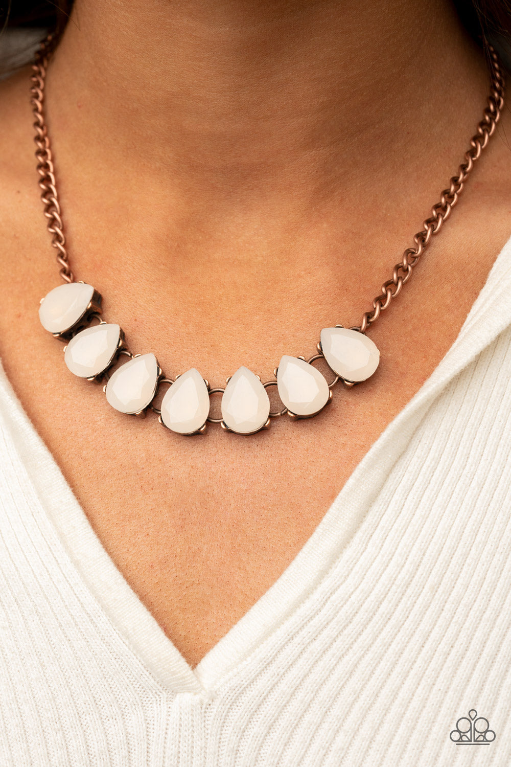 ABOVE THE CLOUDS - COPPER PINK OPALESCENT TEARDROPS NECKLACE