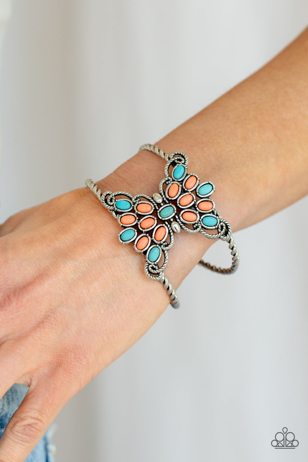 PLEASANTLY PLAINS - MULTI BLUE ORANGE SAND STONE TWISTED CUFF BRACELET