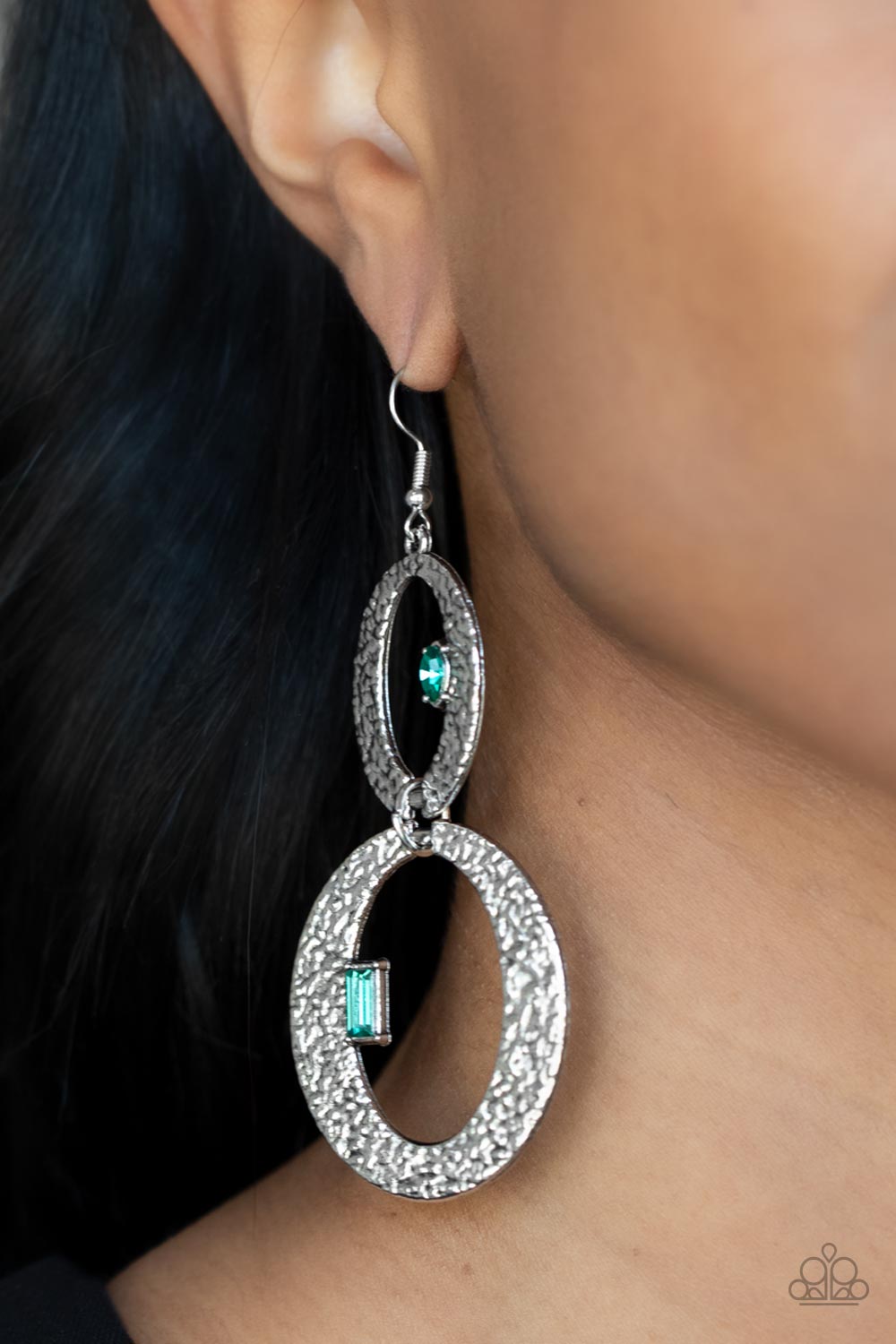 OVAL AND OVAL AGAIN - GREEN RHINESTONE TEXTURED SILVER OVALS EARRINGS
