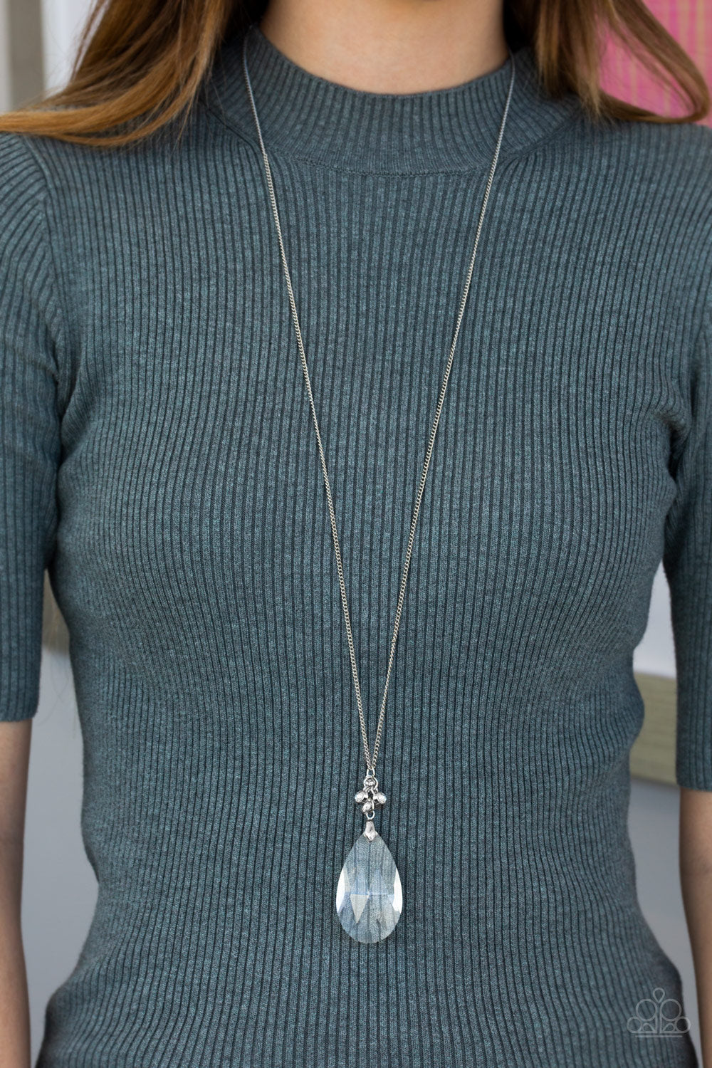 UP IN THE HEIR - WHITE TEARDROP CRYSTAL LIFE OF THE PARTY NECKLACE