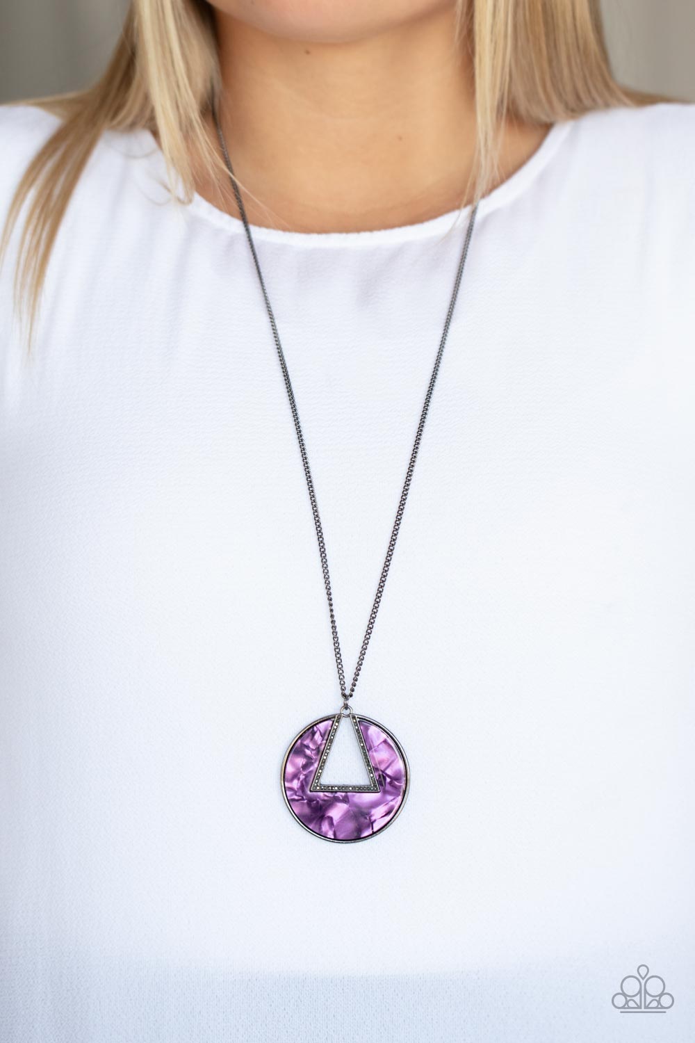 CHROMATIC COUTURE - PURPLE ACRYLIC NECKLACE