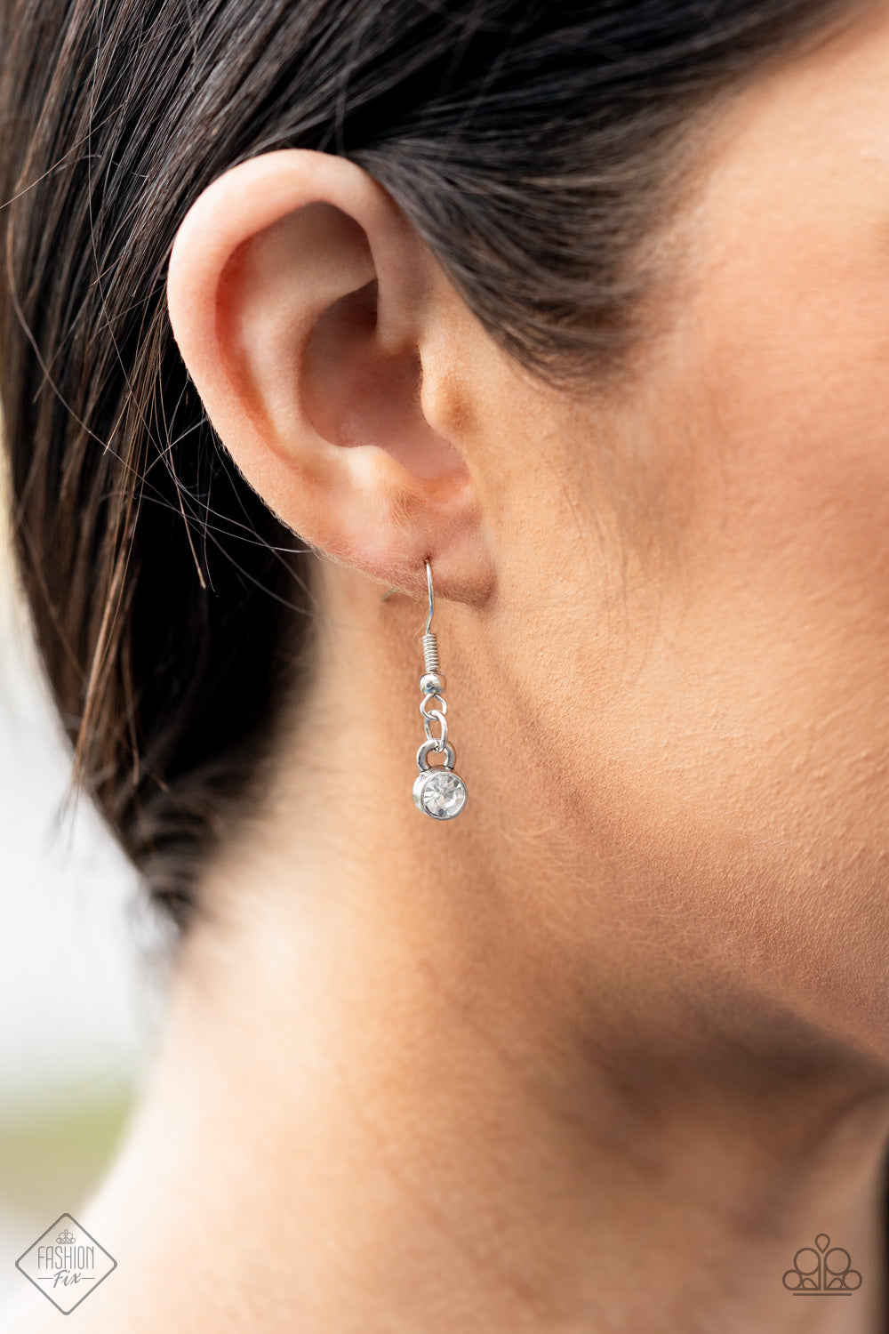 AUDACIOUS ATTITUDE - WHITE RINGS FASHION FIX NECKLACE