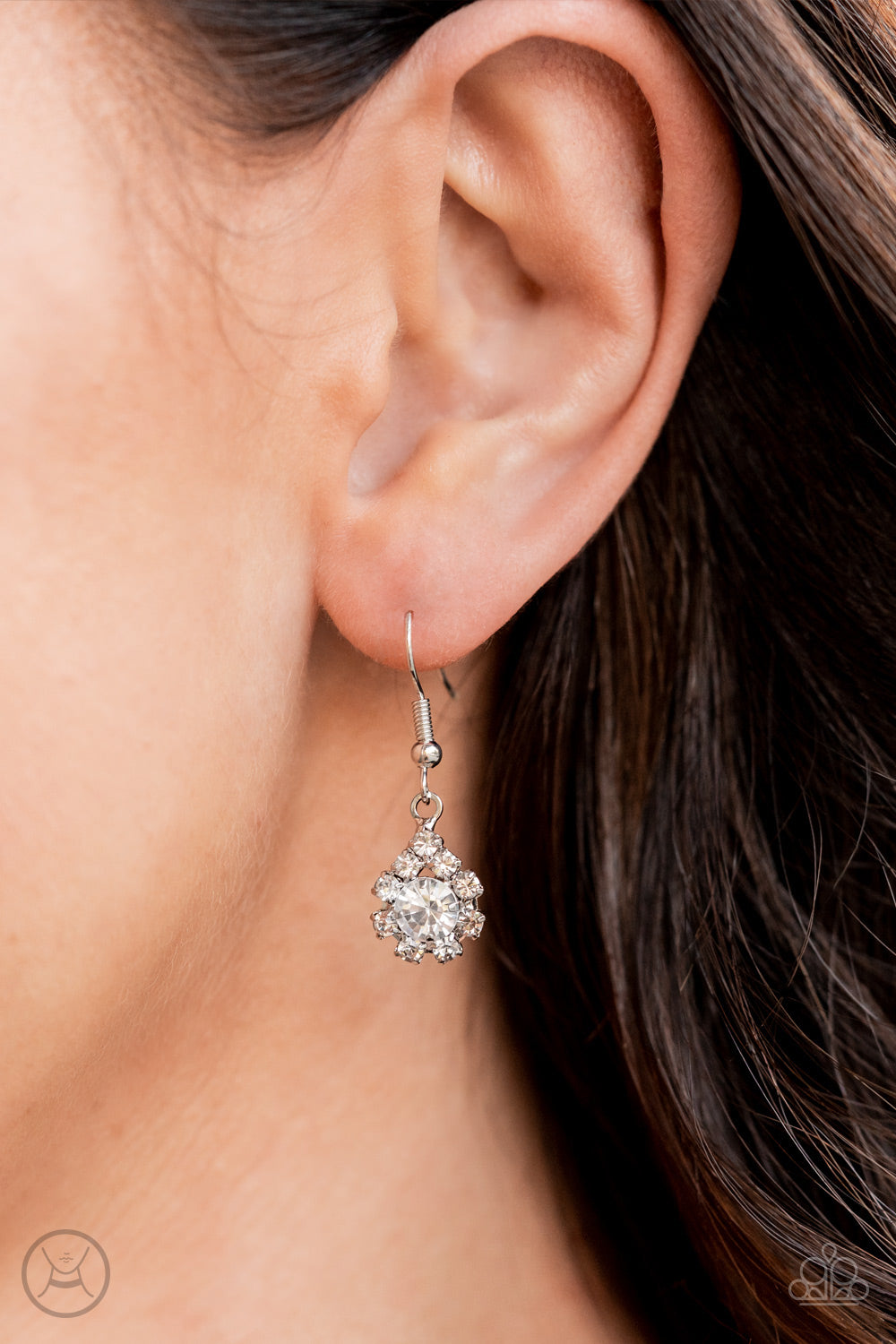 PRINCESS PROMINENCE - WHITE RHINESTONES CHOKER NECKLACE