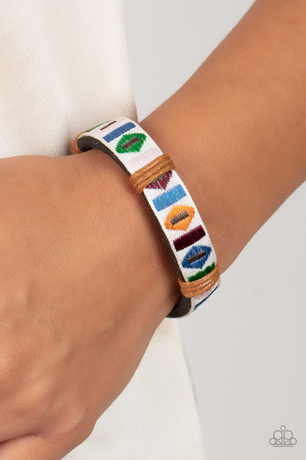 TEXTILE TRENDSETTER - MULTI GEOMETRIC URBAN BRACELET