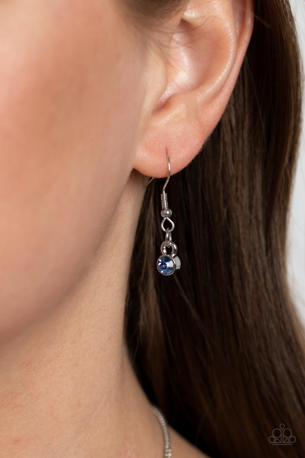 RAZOR-SHARP REFINEMENT - BLUE AND IRIDESCENT TRIANGLE RHINESTONES NECKLACE