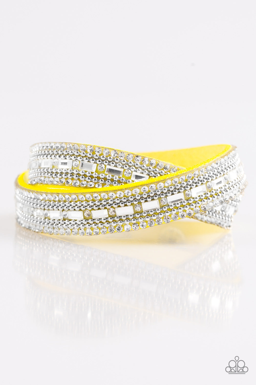 SHIMMER AND SASS - YELLOW
