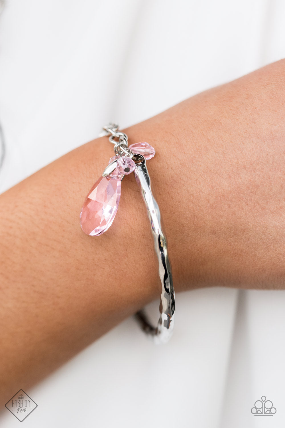 GLIMPSES OF MALIBU - OCTOBER 2020 PINK CRYSTAL SET