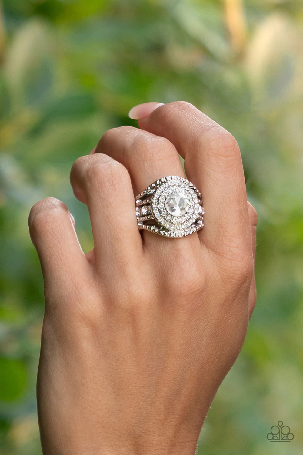 UNDERSTATED DRAMA - WHITE RHINESTONES RING