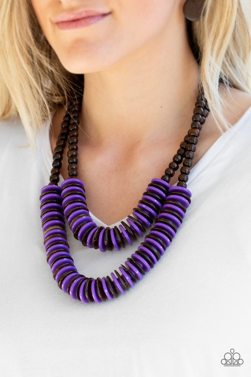 DOMINICAN DISCO - PURPLE AND BROWN WOODEN NECKLACE
