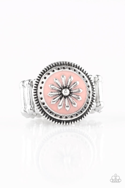 FREE-SPIRITED FLOWER - PINK SILVER RING