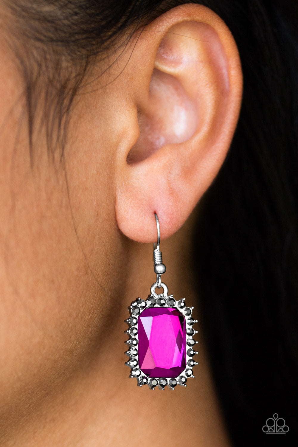 DOWNTOWN DAPPER - PINK HOT PINK RECTANGLE RHINESTONE HEMATITE RHINESTONES PENDANT EARRINGS