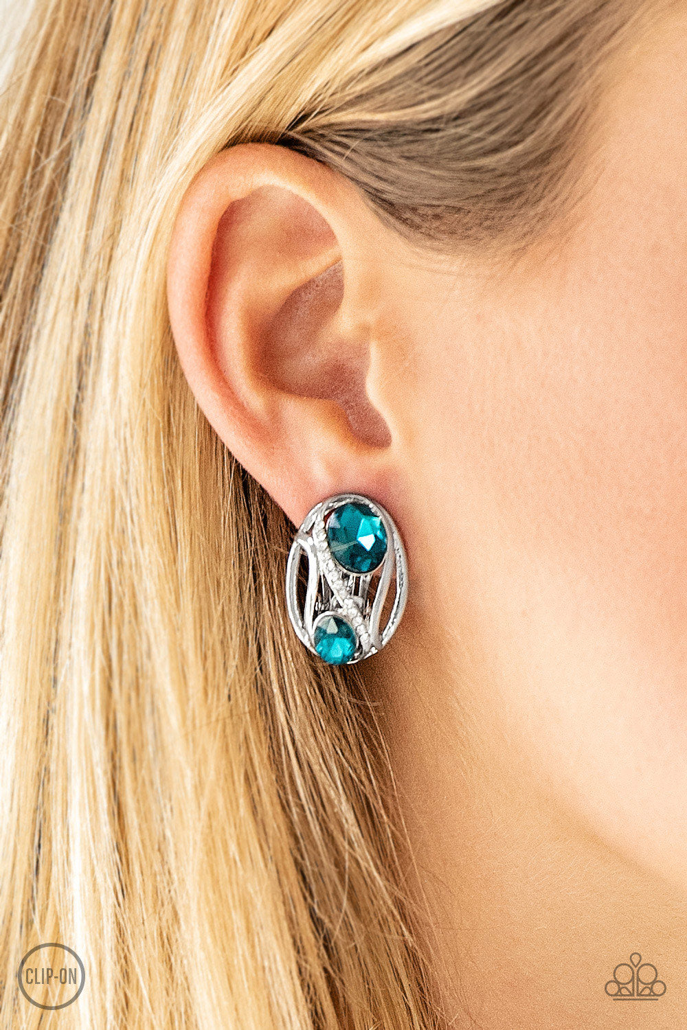 WHERES THE FIREWORK? - BLUE TOPAZ RHINESTONES SILVER CLIPON EARRINGS