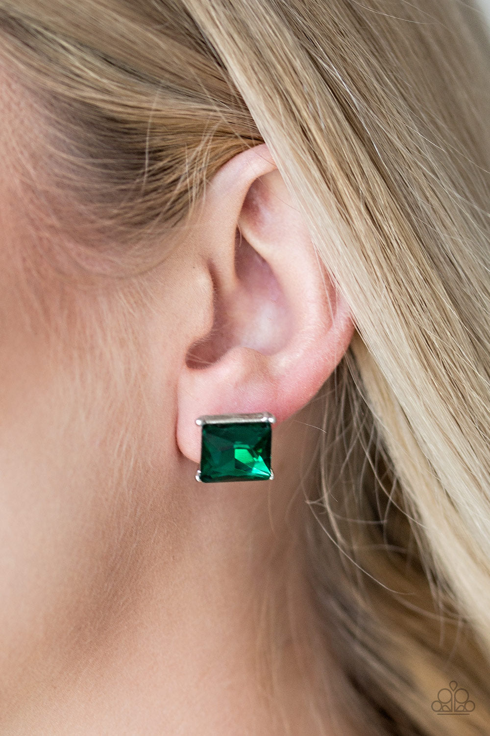 THE BIG BANG - GREEN BOLD SQUARE PRINCESS CUT EMERALD RHINESTONE POST EARRINGS