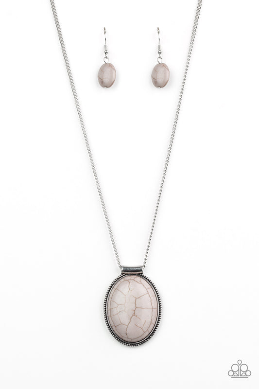 SOUTHWEST SHOWDOWN - SILVER OVAL GRAY CRACKLE STONE NECKLACE