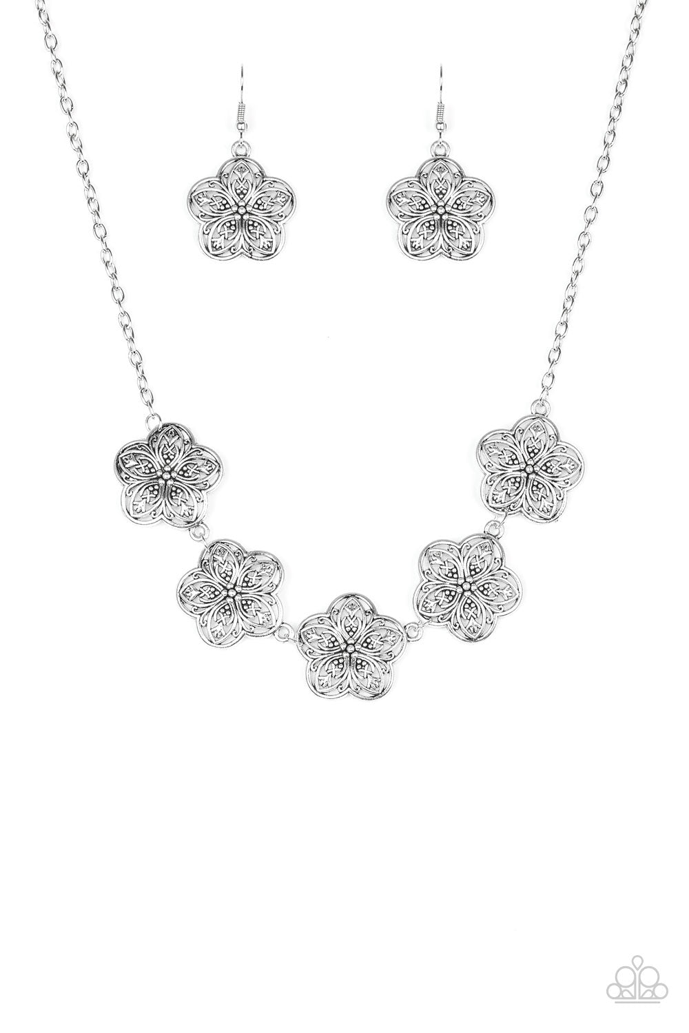 GARDEN GROOVE - SILVER FILIGREE FLOWERS NECKLACE