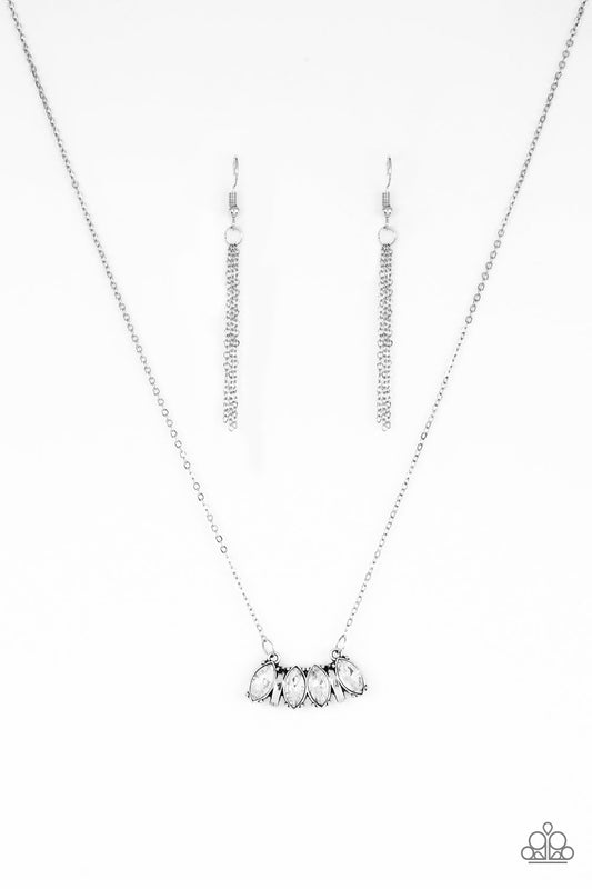 DECO DECADENCE - WHITE DIAMOND RHINESTONES NECKLACE