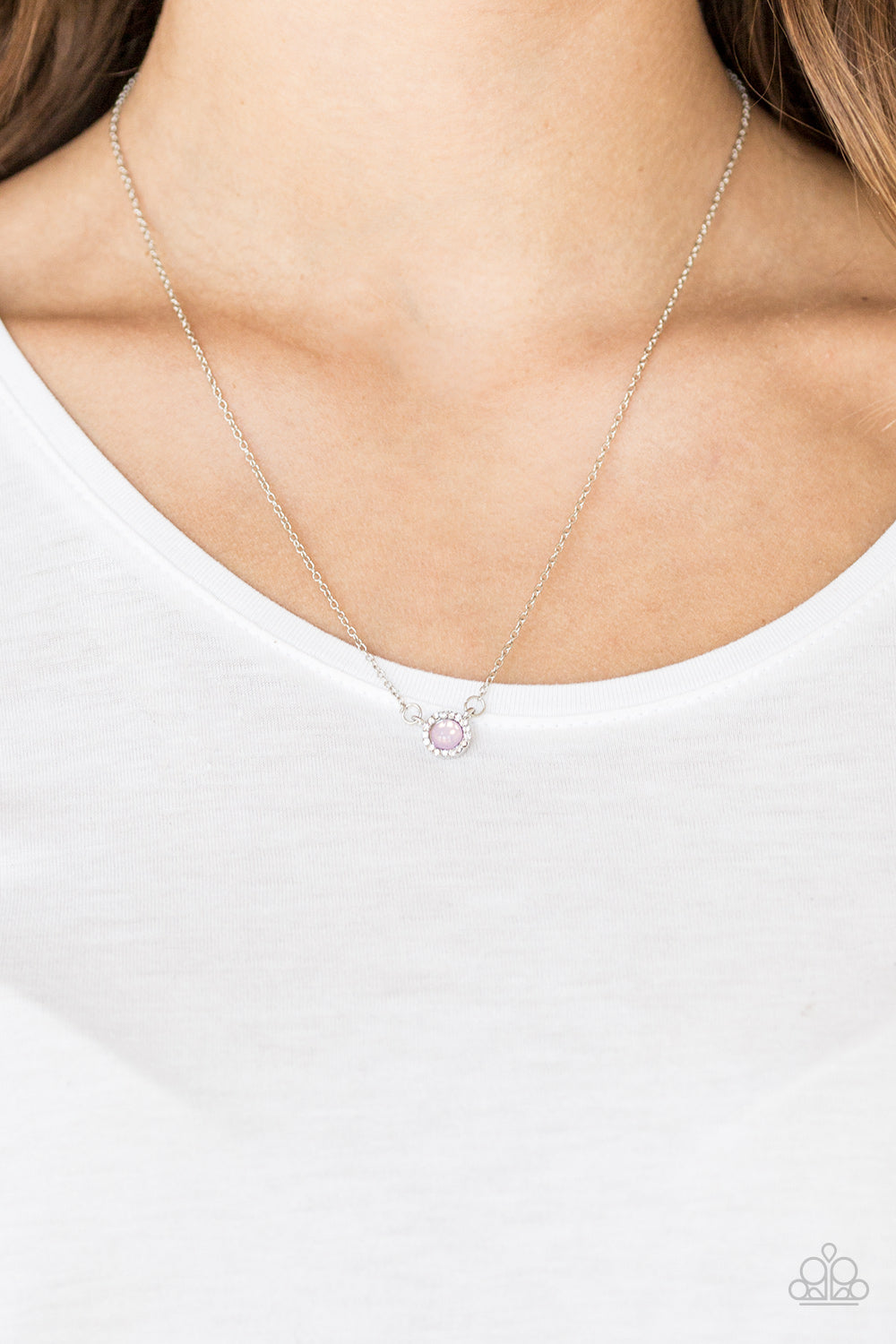 DREAMY DREAMER - PINK OPALESCENT NECKLACE