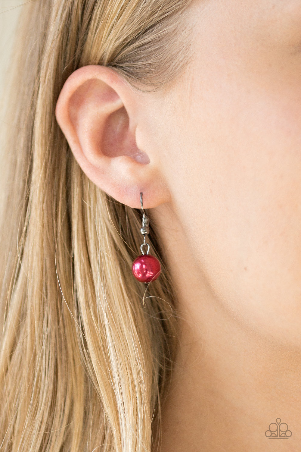 COLOR ME CEO - RED AND BLACK PEARLS NECKLACE