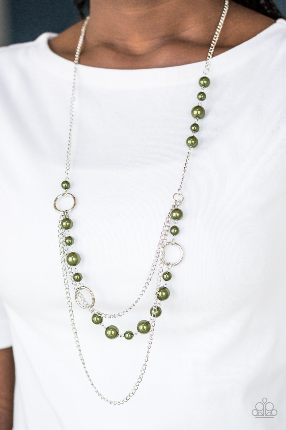 PARTY DRESS PRINCESS - GREEN PEARLS NECKLACE