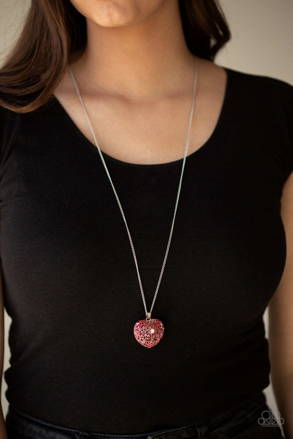 Red heart store paparazzi necklace