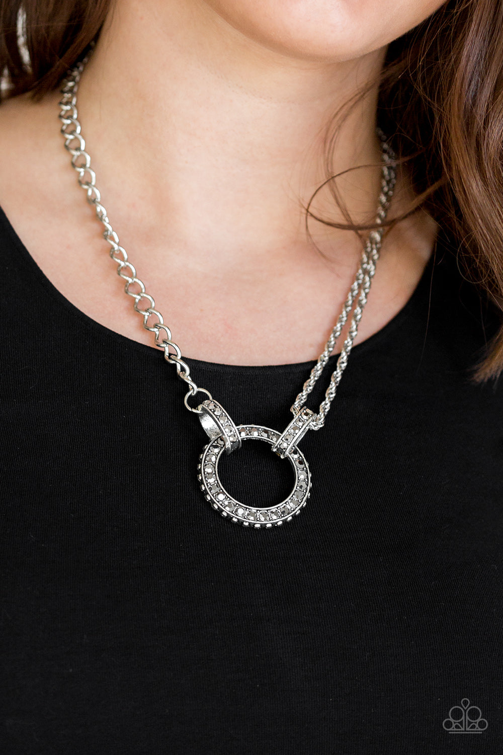 RAZZLE DAZZLE - SILVER ROUND ROUNDSTONES ENCRUSTED CIRCLE NECKLACE