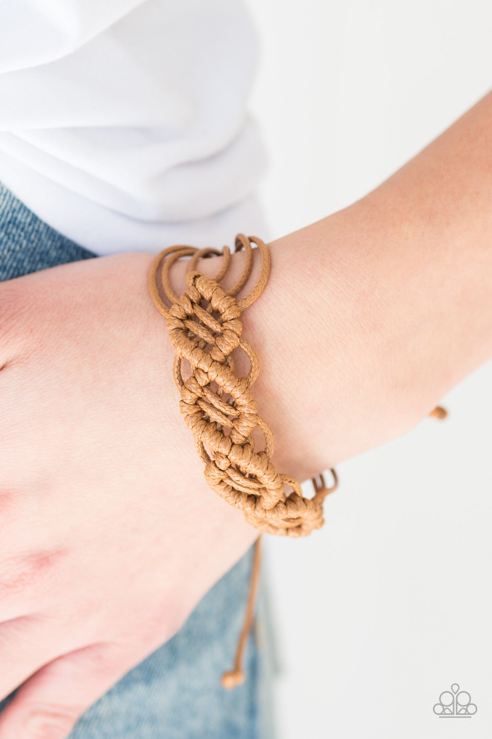 BOONDOCKS AND BONFIRES - BROWN MACRAME PULL CORD BRACELET