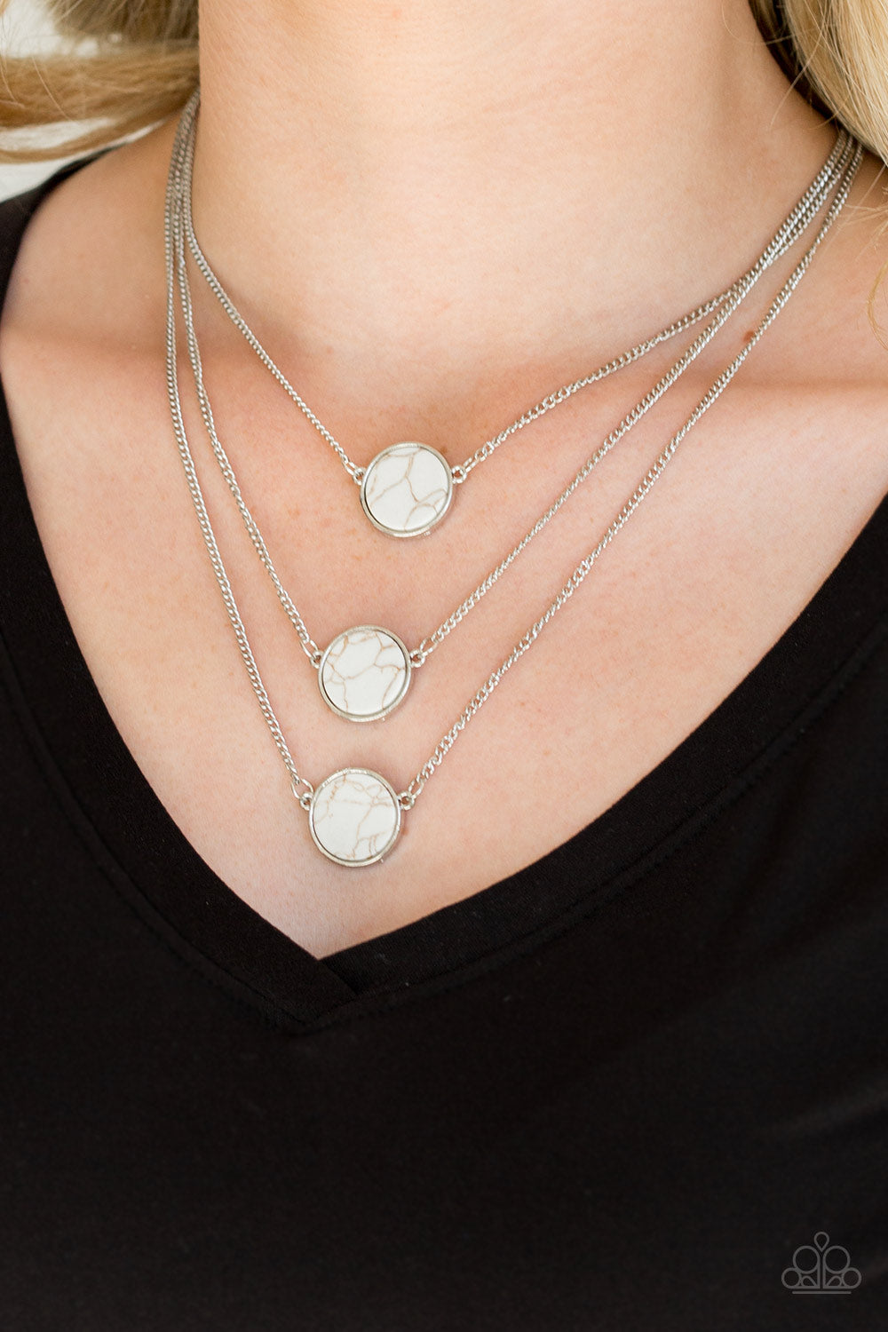 CEO OF CHIC - WHITE TRIPLE LAYERED SAND STONE NECKLACE