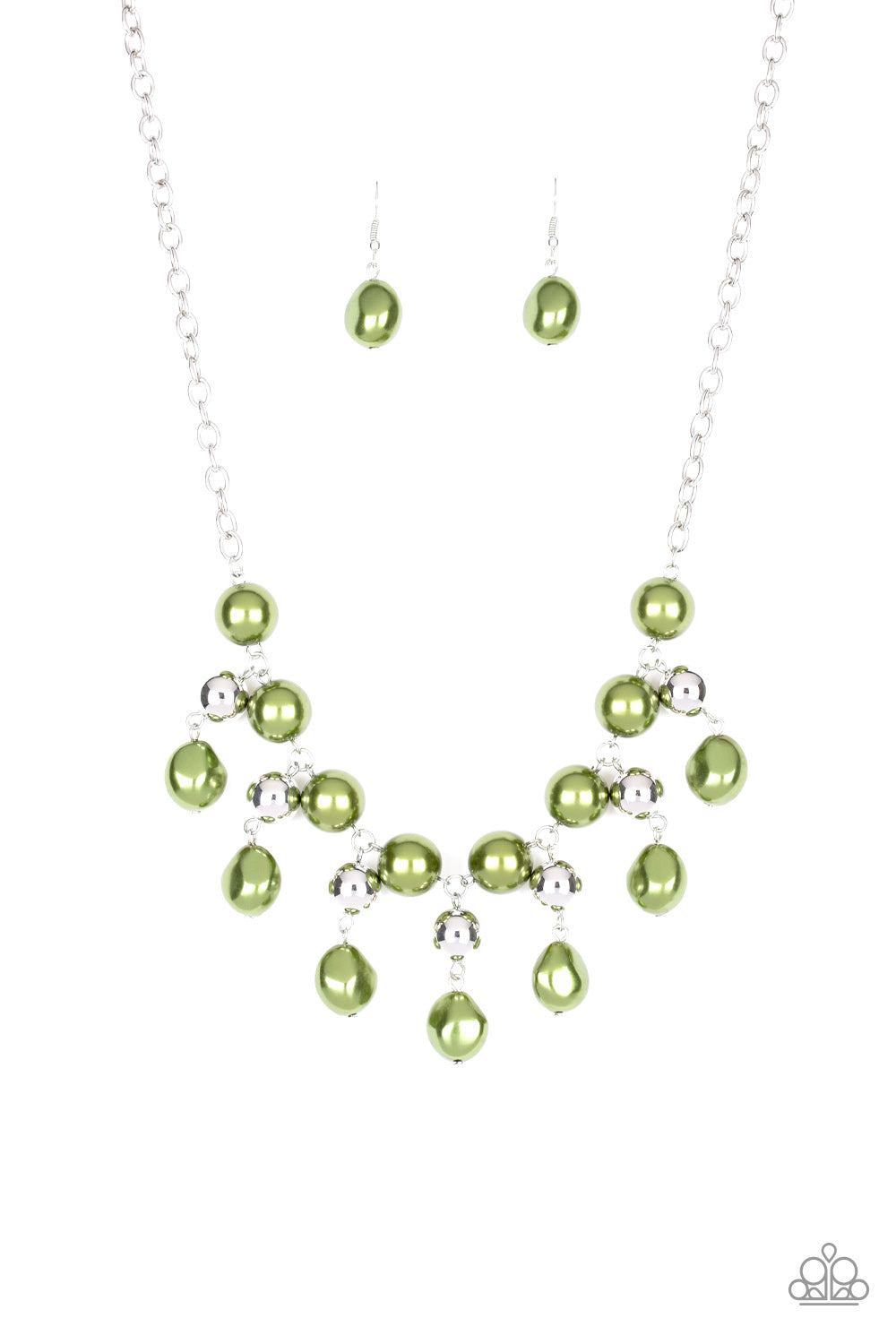 QUEEN OF THE GALA - GREEN PEARLS NECKLACE