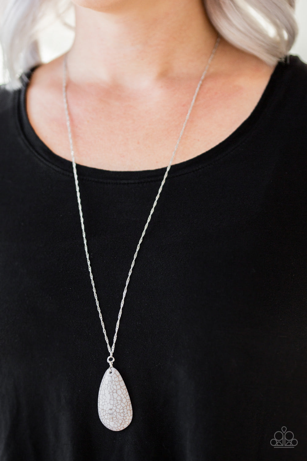 STONE RIVER - SILVER SANDSTONE TEARDROP NECKLACE