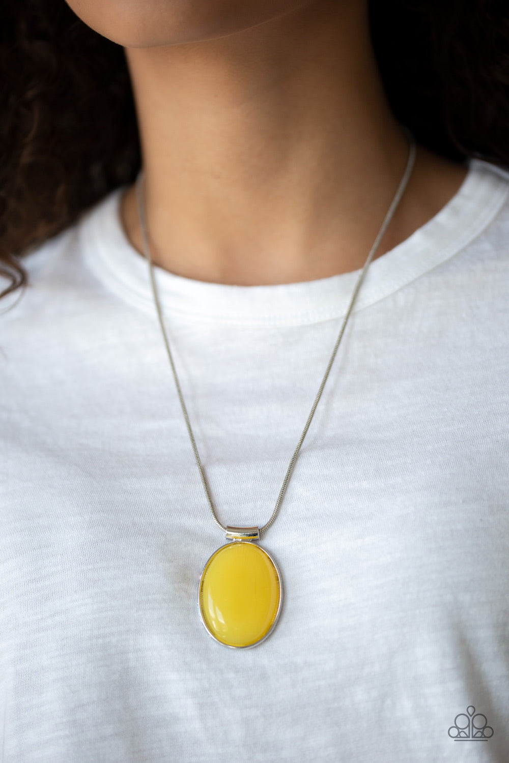 RISING STARDOM - YELLOW LEMON OVAL NATURAL STONE NECKLACE