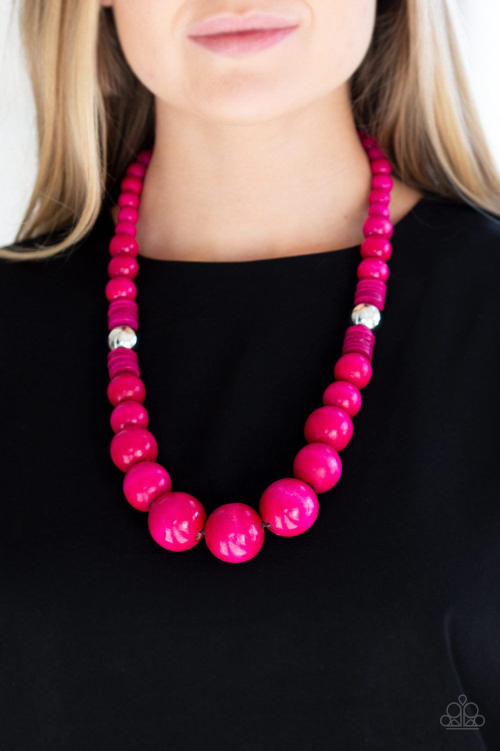 PANAMA PANORAMA - PINK WOODEN BEADS AND SILVER NECKLACE