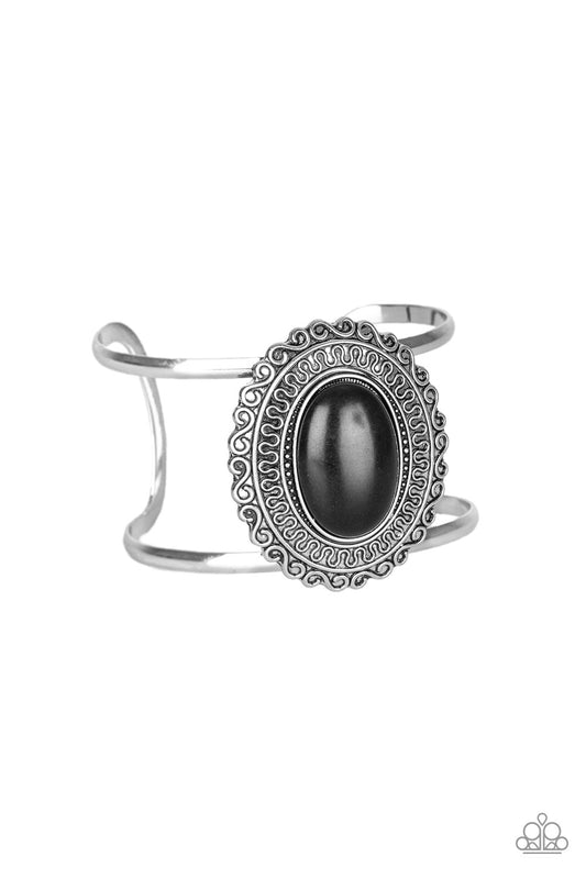EXTRA EMPRESS-IVE - BLACK OVAL POLISHED STONE TEXTURED SILVER CUFF BRACELET