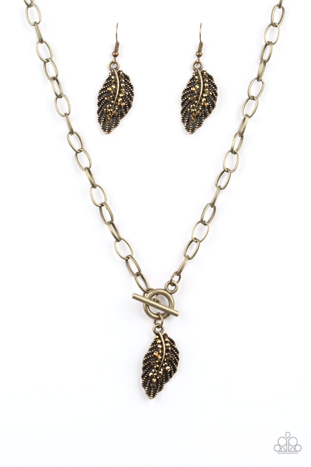 PILOT QUEST - BRASS LEAF TOGGLE NECKLACE