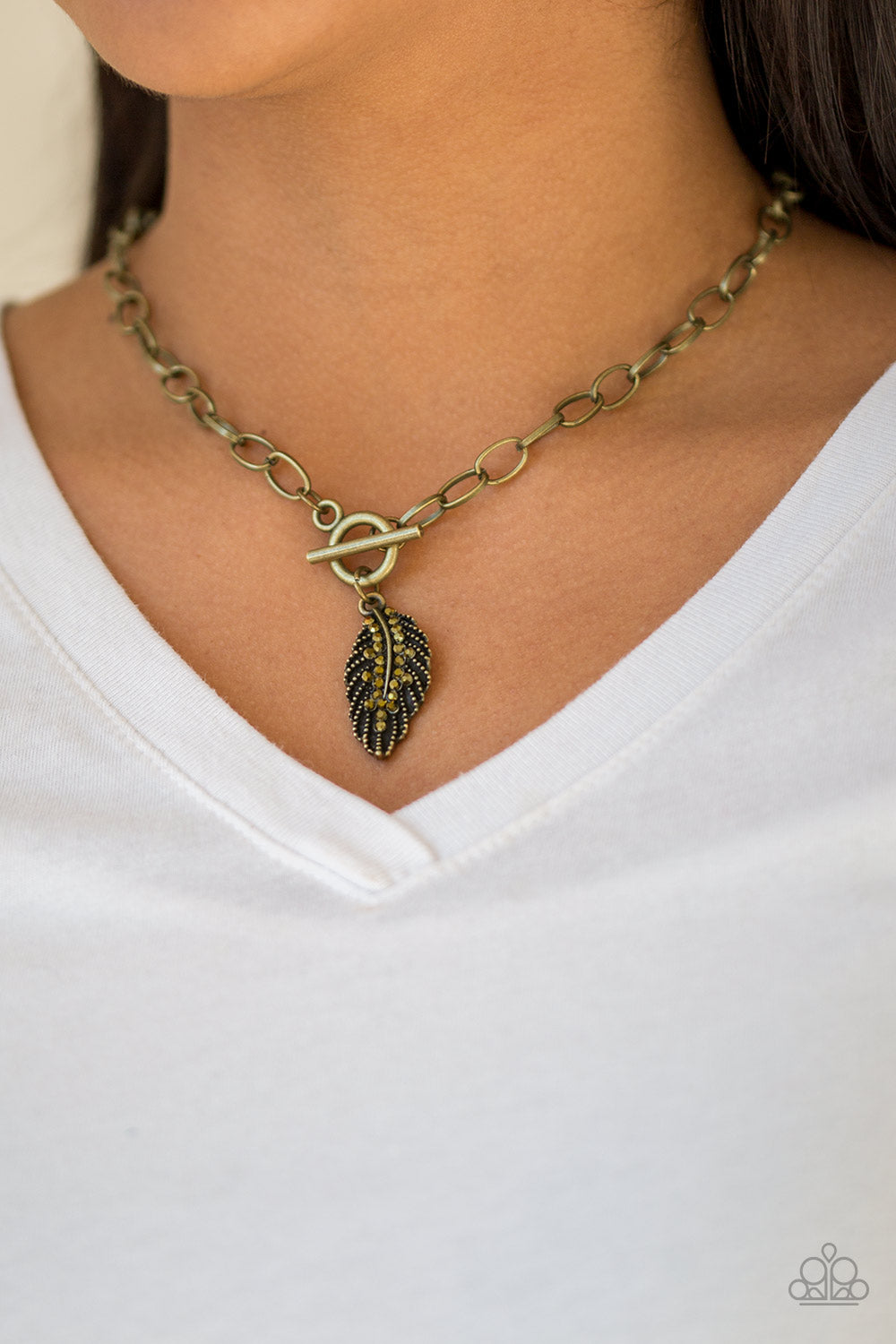 PILOT QUEST - BRASS LEAF TOGGLE NECKLACE