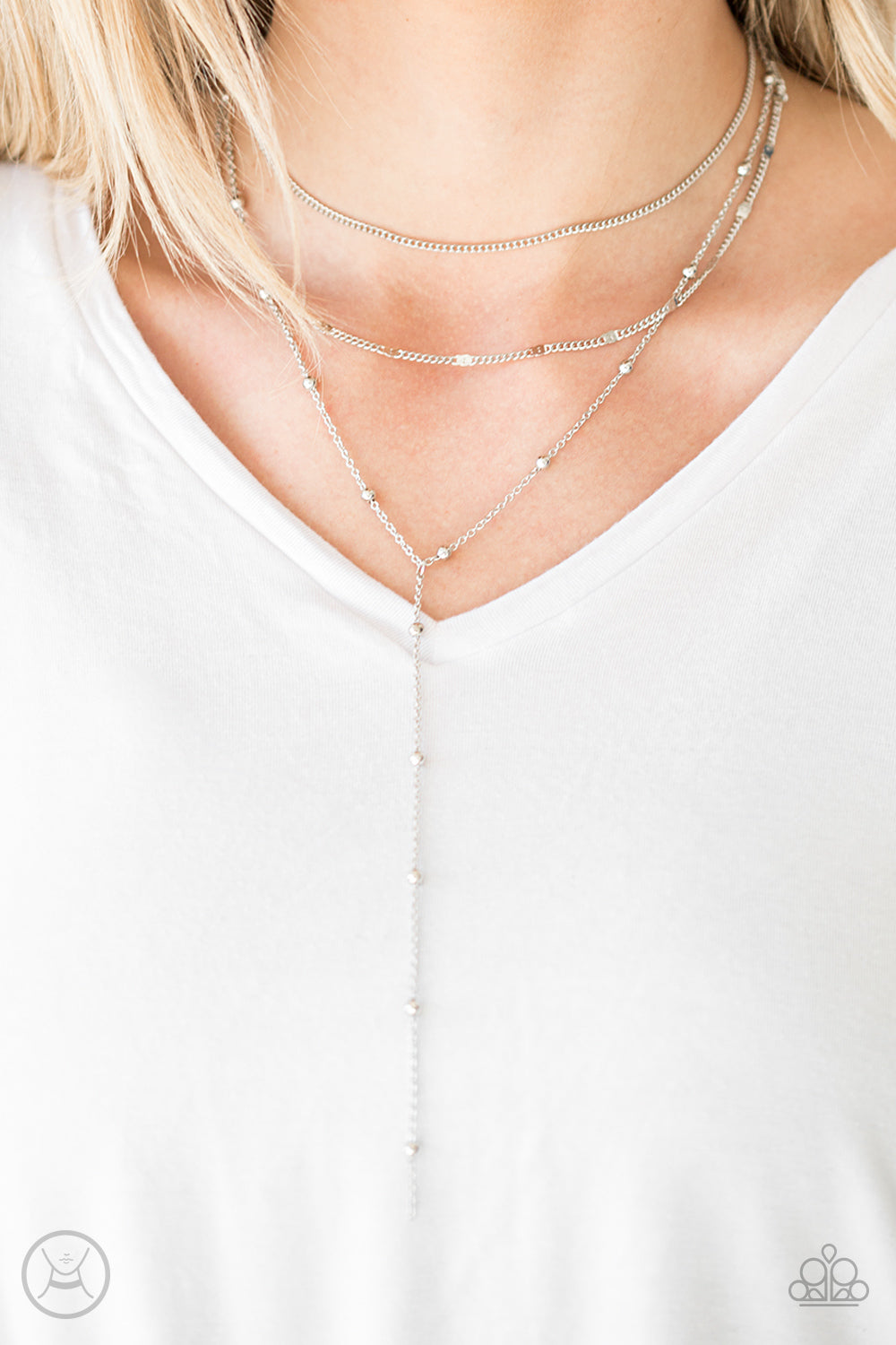 THINK LIKE A MINIMALIST - SILVER CHOKER NECKLACE