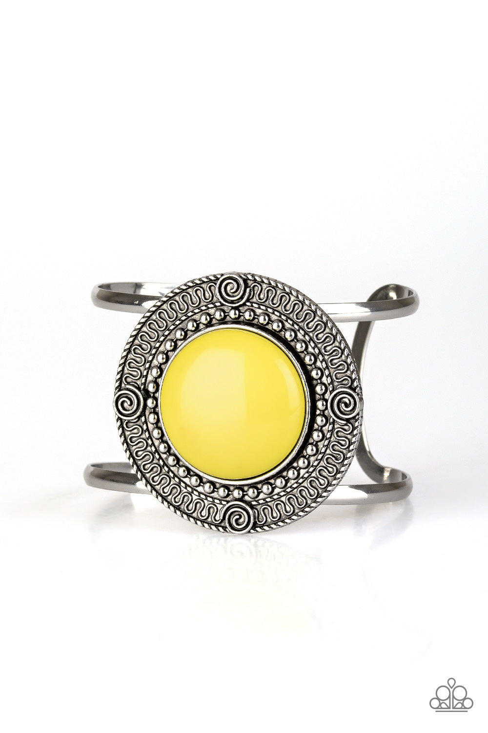 TRIBAL POP - YELLOW BEAD TEXTURED SILVER CUFF BRACELET