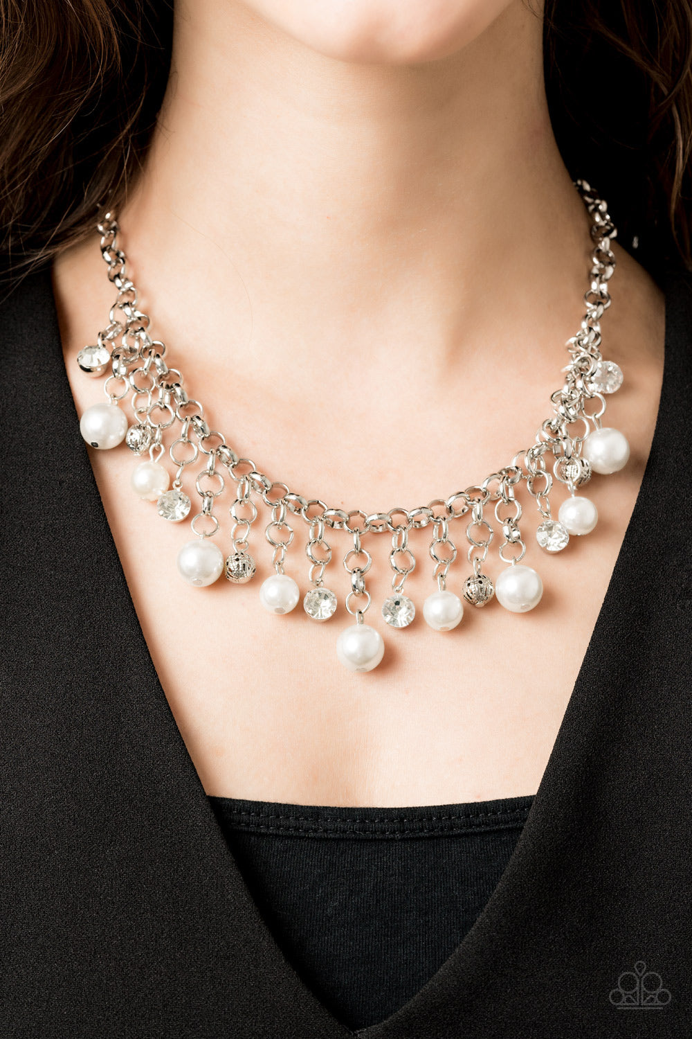 HEIR-HEADED - WHITE PEARLS RHINESTONES BRIDAL NECKLACE