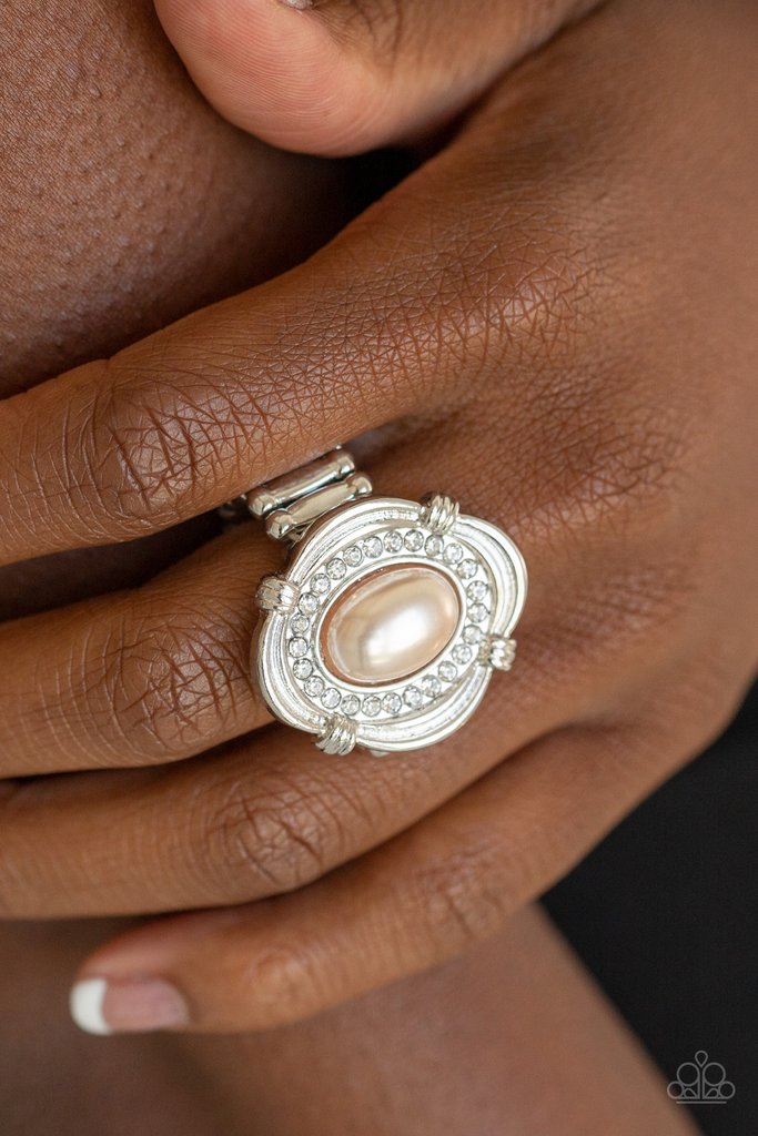 TITANIC TWINKLE - BROWN PEARL OVAL STRETCH RING