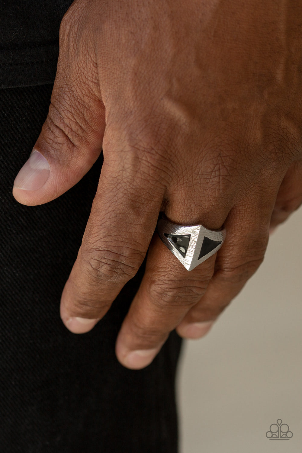 CRUSADER - BLACK AND SILVER TRIANGLES MENS RING MEN'S