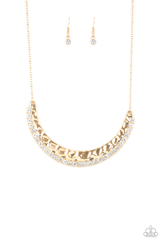 IMPRESSIVE - GOLD CRESCENT TEXTURED DIAMOND RHINESTONES NECKLACE