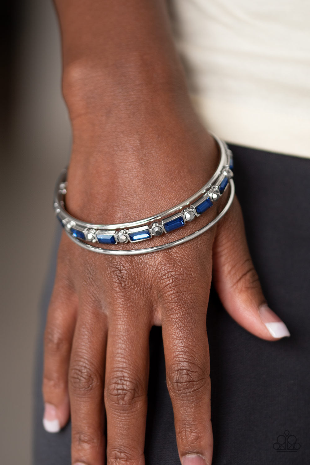 HEIR TOSS - BLUE SAPPHIRE RHINESTONES BANGLES BRACELET SET