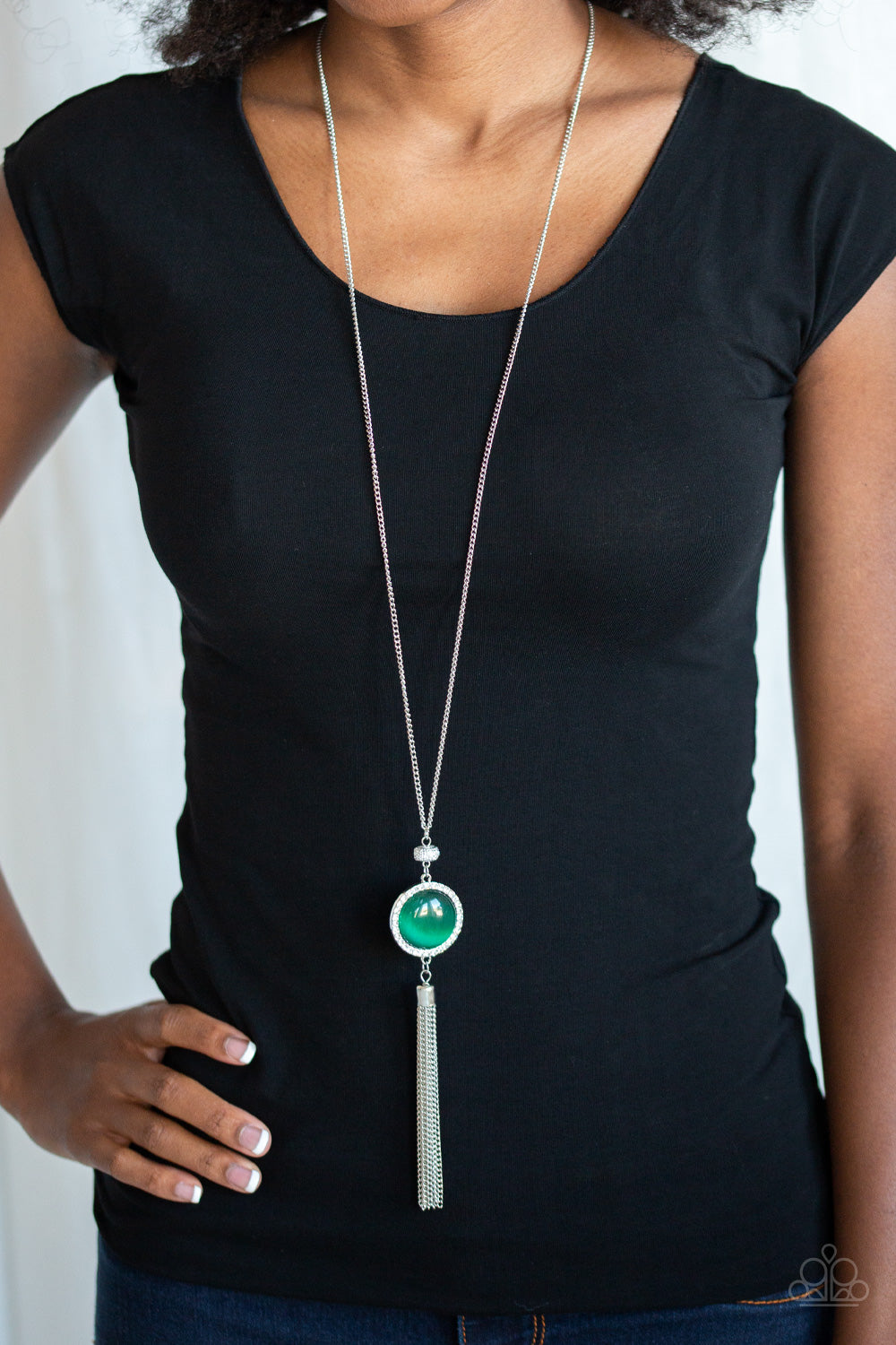 Green moonstone clearance necklace paparazzi