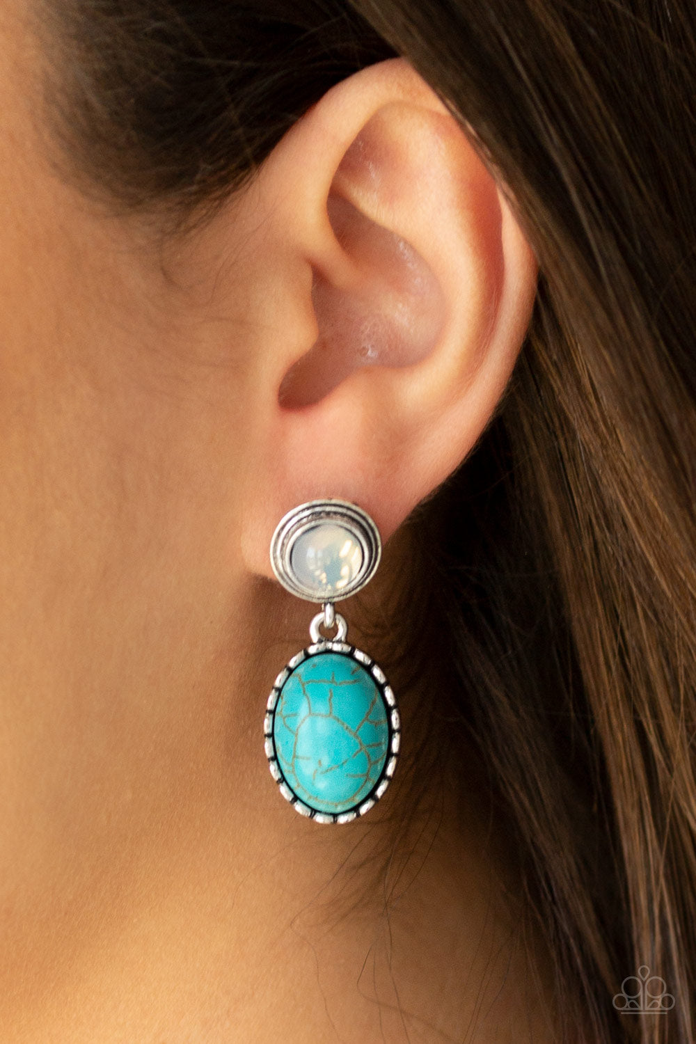 WESTERN OASIS - BLUE TURQUOISE OVAL OPALESCENT POST EARRINGS